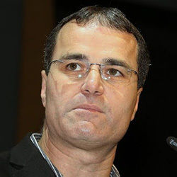 ארז צור