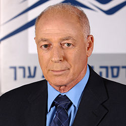 אמנון נויבך