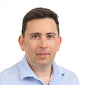 ד"ר נועם קוריאט