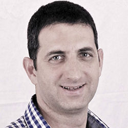 שי  מונזון