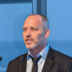 שניר רוזנפלד