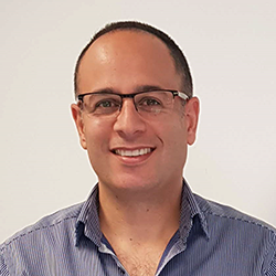 תומר מזרחי