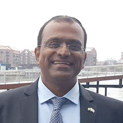 אורי אהרונסון