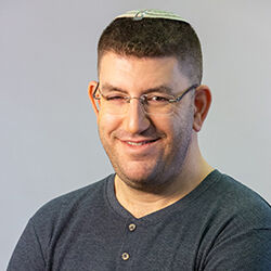 נתי פפירוביץ'