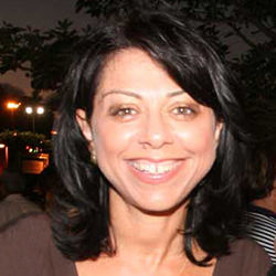 נירה שמידט מנור